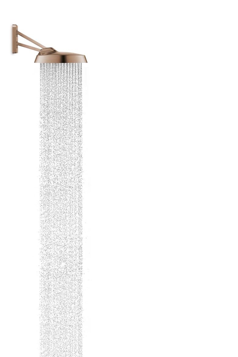 Das charakteristische Design der «ShowerSphere» von Axor besteht aus einem monolithischen, elliptischen Grundkörper mit abgeschrägten Kanten, der um eine Rosette und einen Brausearm im minimalistischen «Softsquare»-Look ergänzt wird. Die Duschbrause ist dank elastischer Düsen ein Vorbild für Wassereffizienz: Diese passen sich automatisch an unterschiedliche Niveaus des Wasserflusses und Drucks an und optimieren so die Strahlleistung und reduzieren den Verbrauch. Hansgrohe AG, www.hansgrohe.ch