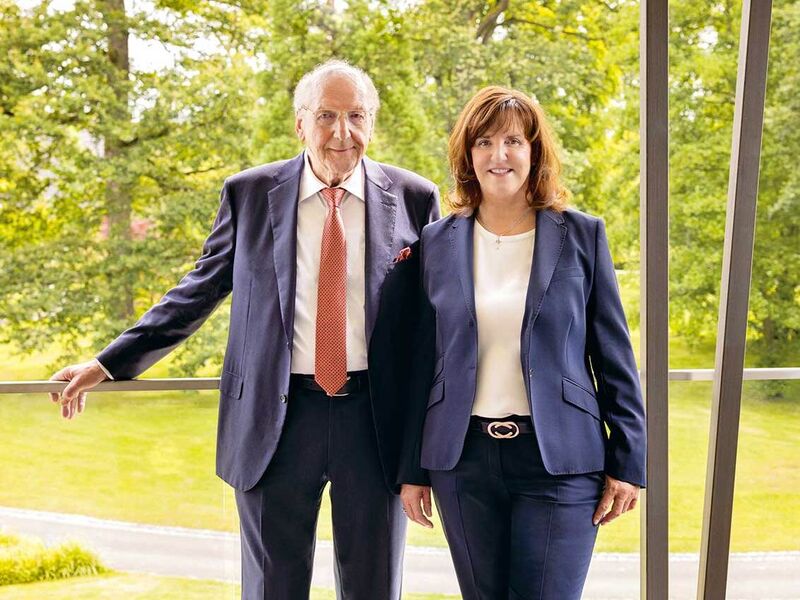 Blicken optimistisch in die Zukunft: Firmengründer Hans Weber und Tochter Heidi Weber-Mühleck, beide geschäftsführende Gesellschafter.