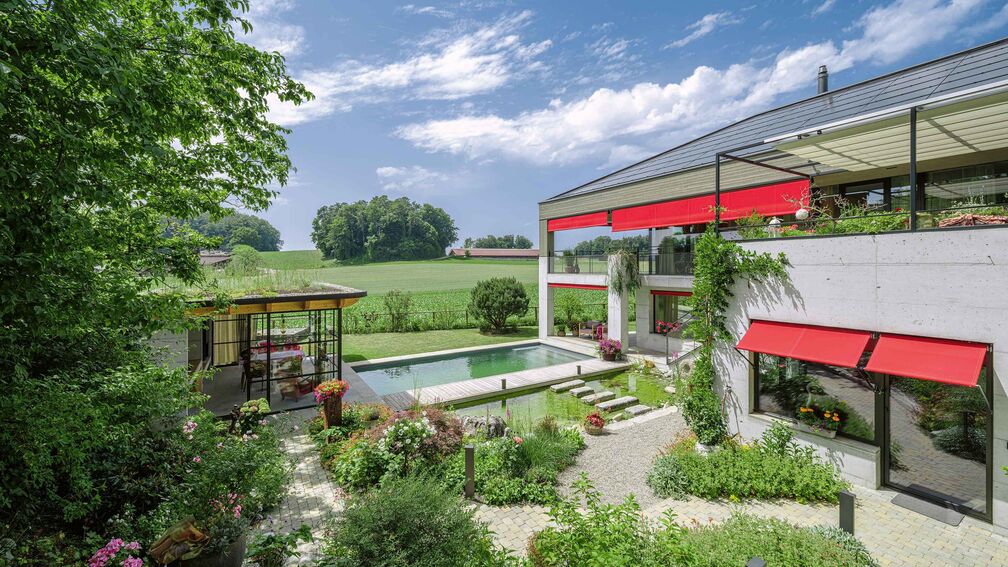 Garten mit Haus