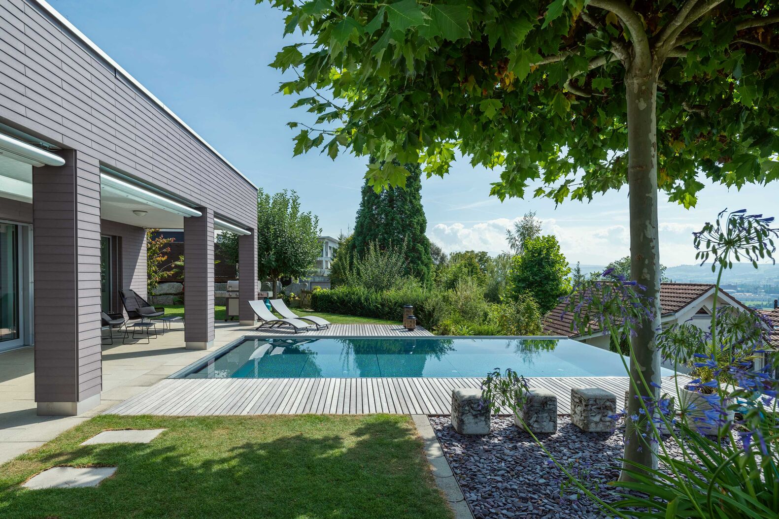1. Platz: Pool von Zireg Ziswiler GmbH